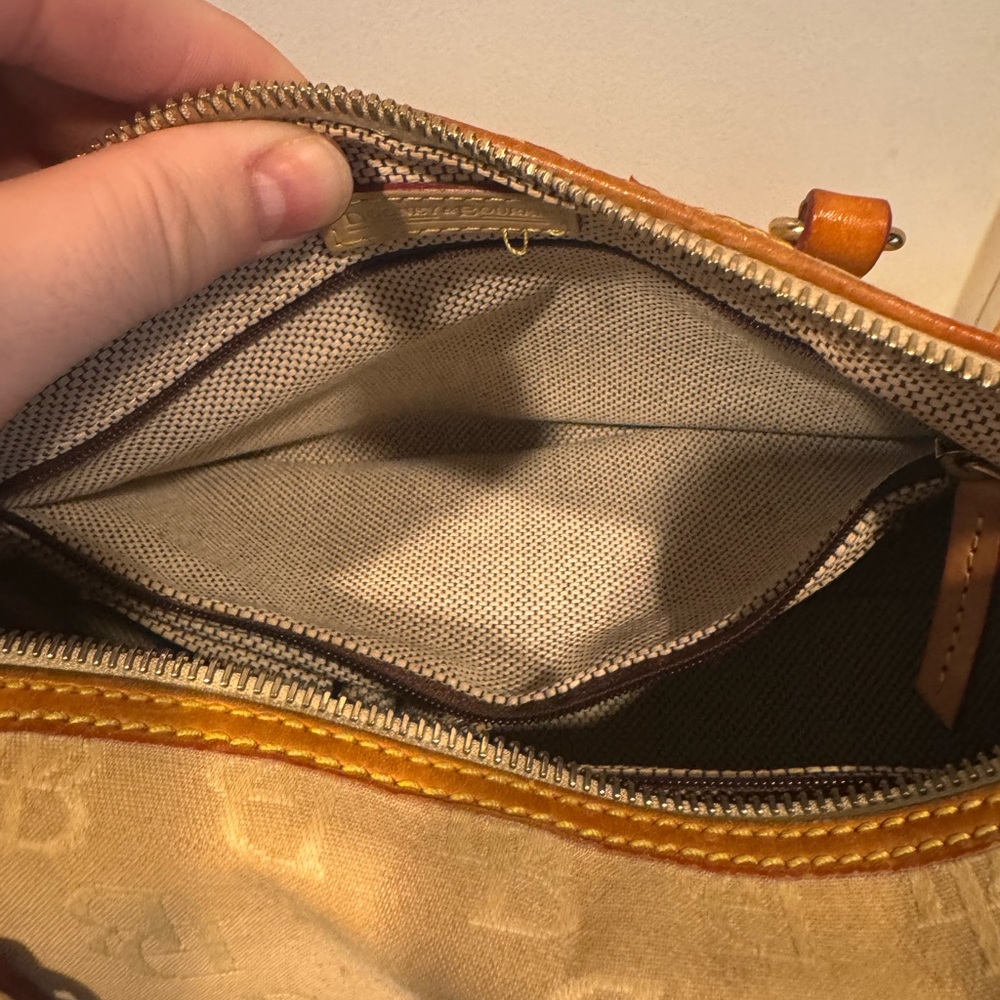 Vintage 2000 Dooney & Bourke Signature Barrel Bag - Picture 13 of 16